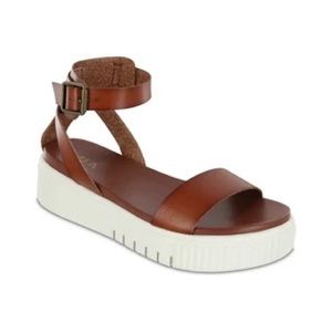 Mia Lunna Sandals
